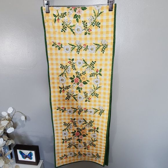 Tablerunner Yellow Floral Embroidered Green Lined Rectangular 72" X 13"  *READ* - Picture 1 of 8